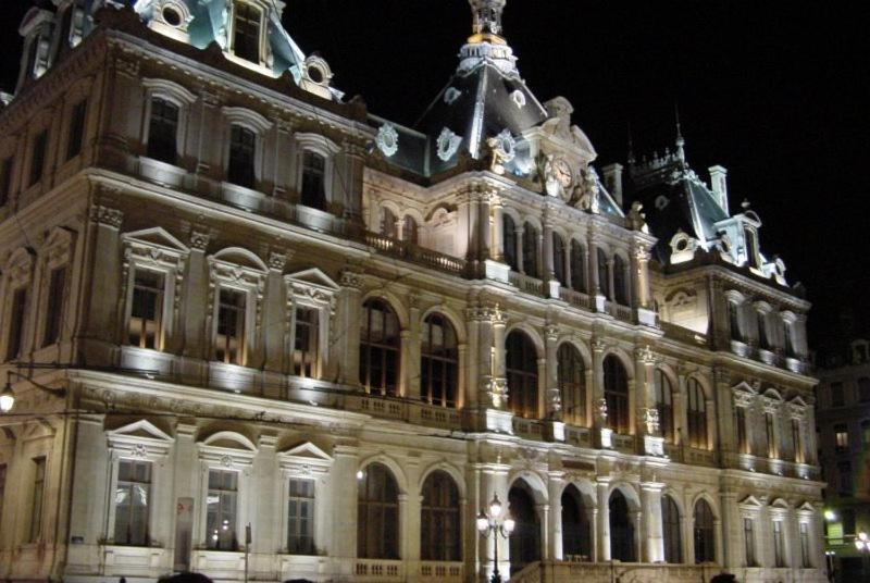 Appartements Cordeliers Lyon Chambre photo